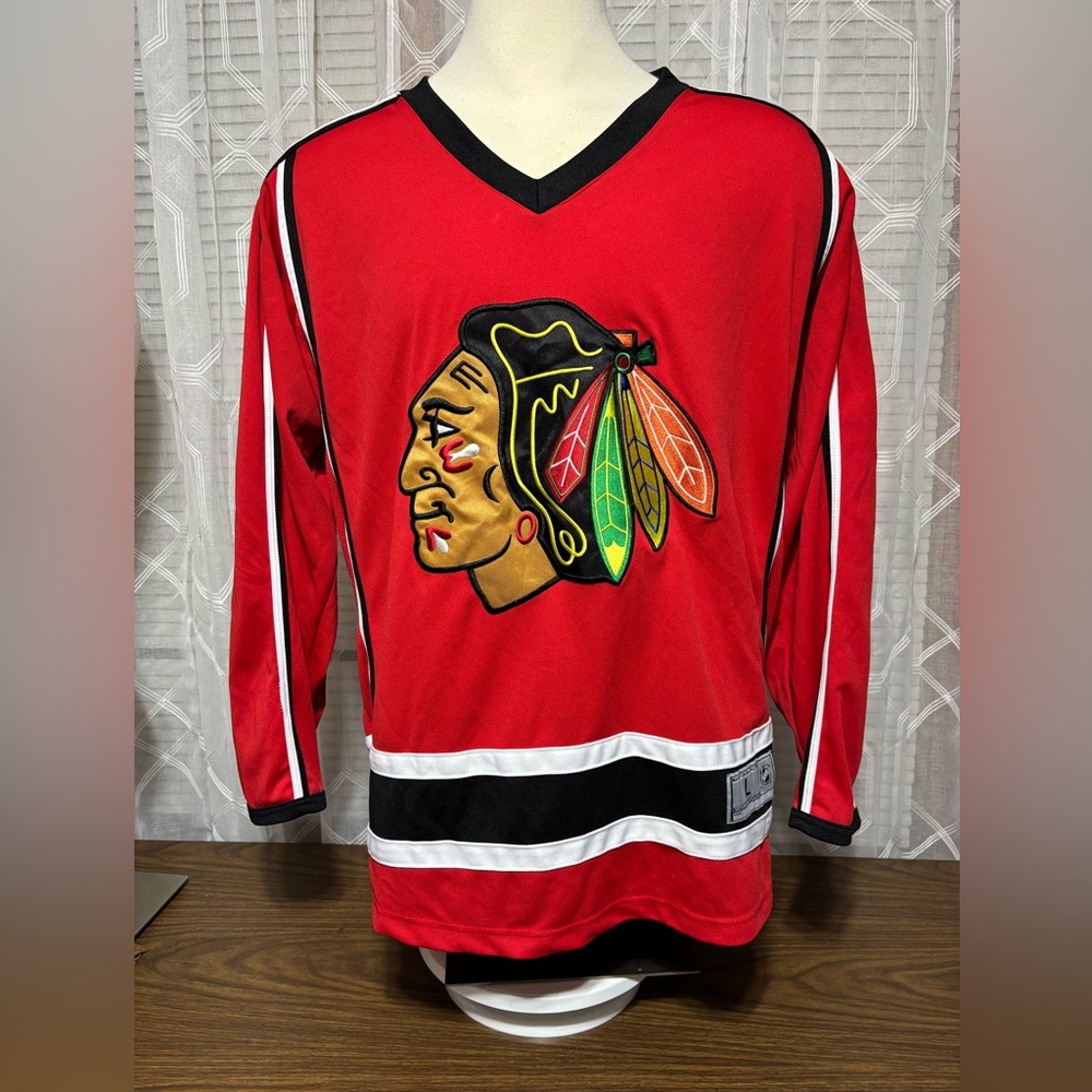 NHL Red Black White Hockey Jersey with Team Apparel Patch 30” p2p 33”L